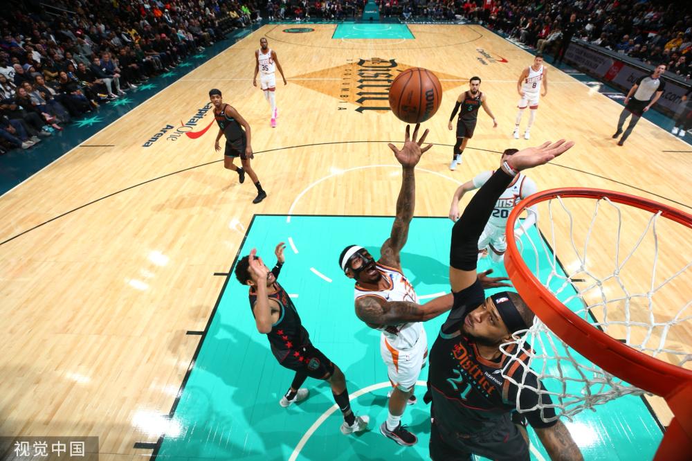 何一刻都来 何一刻都来